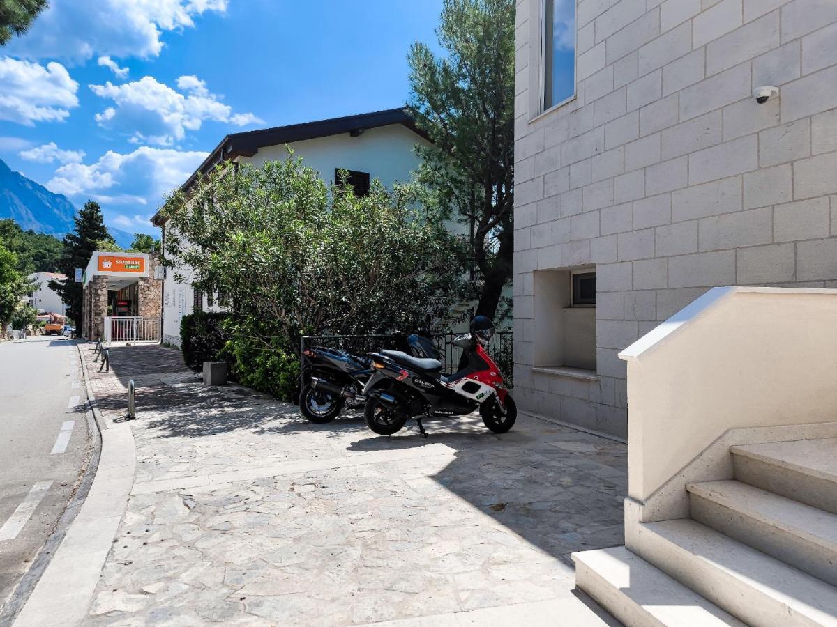 Villa Mijo Brela Exterior photo